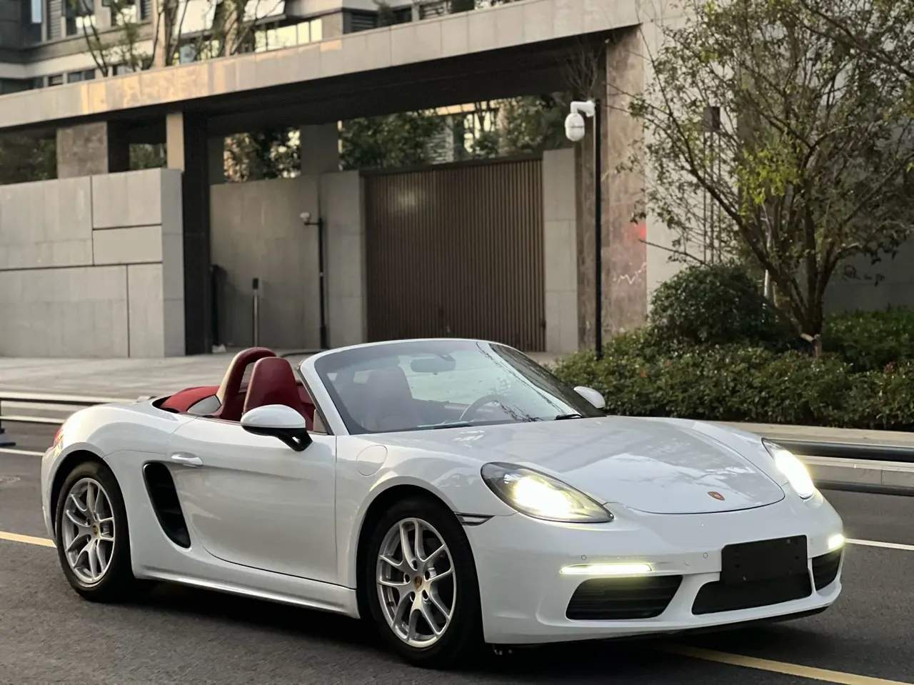 Porsche 718 (Imported) 2020 718 Boxer 2.0T Automatic 2