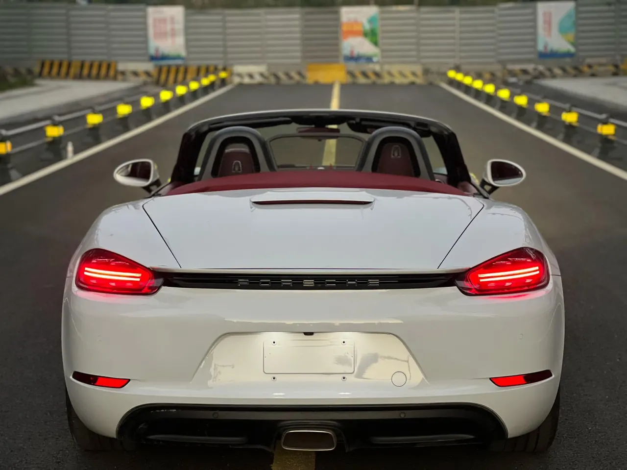 Porsche 718 (Imported) 2020 718 Boxer 2.0T Automatic 5