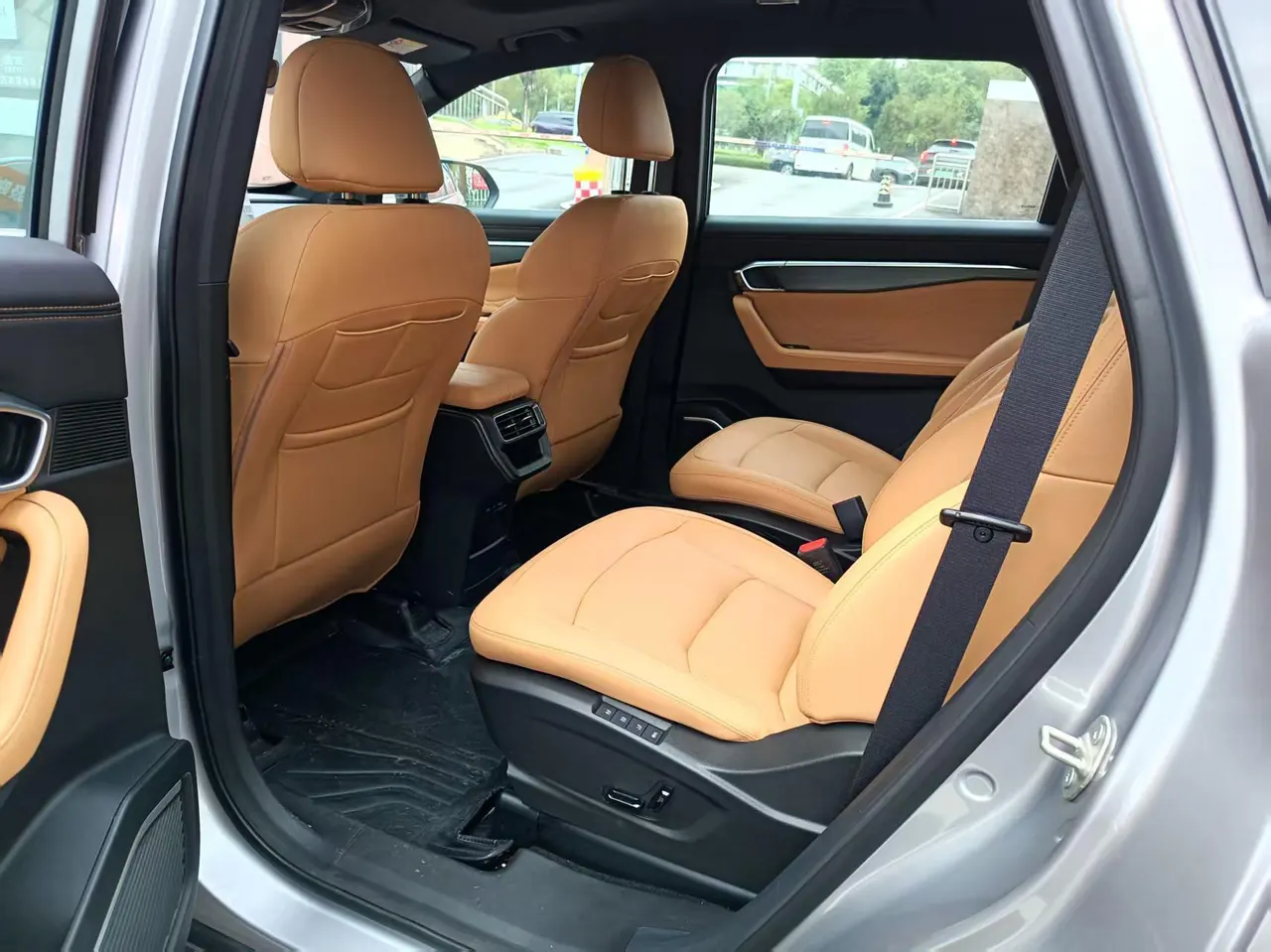 Geely 2025 Hao Yue L 2.0TD Exclusive Automatic Transmission 5
