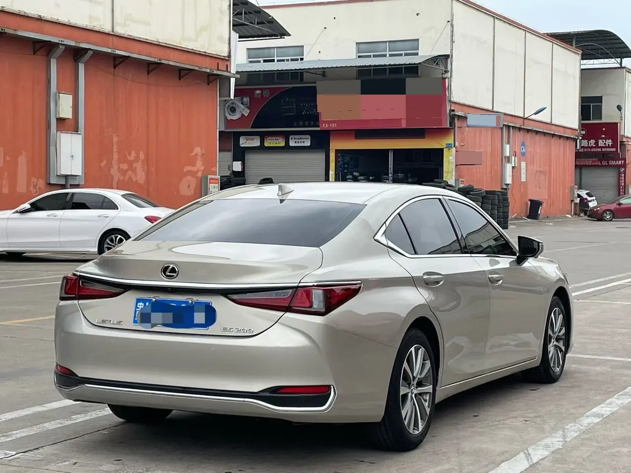 Lexus ES (Imported) 2020 ES200 2.0 Stepless Premium Edition Automatic Gear 7