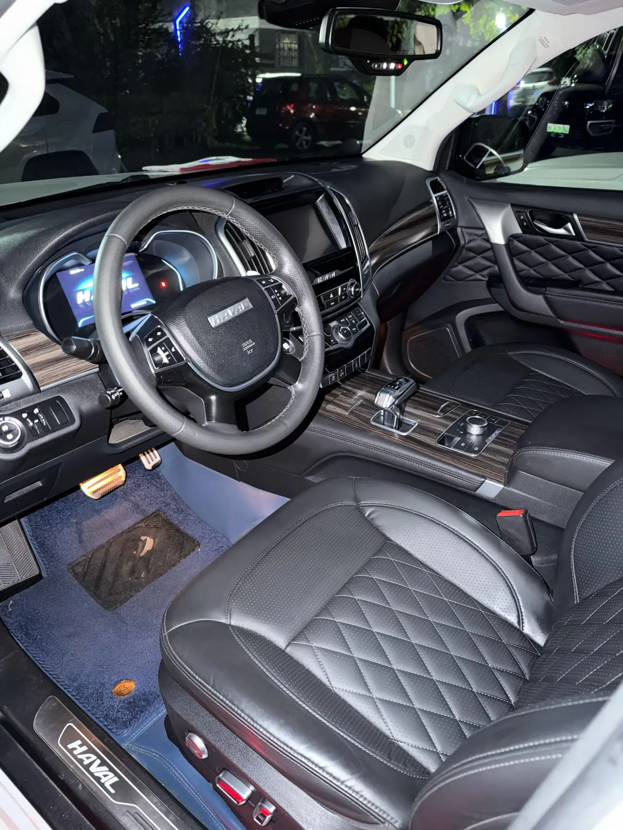 Haval 2020 H9 2.0T 4-wheel drive comfort 7-seat automatic gear 5