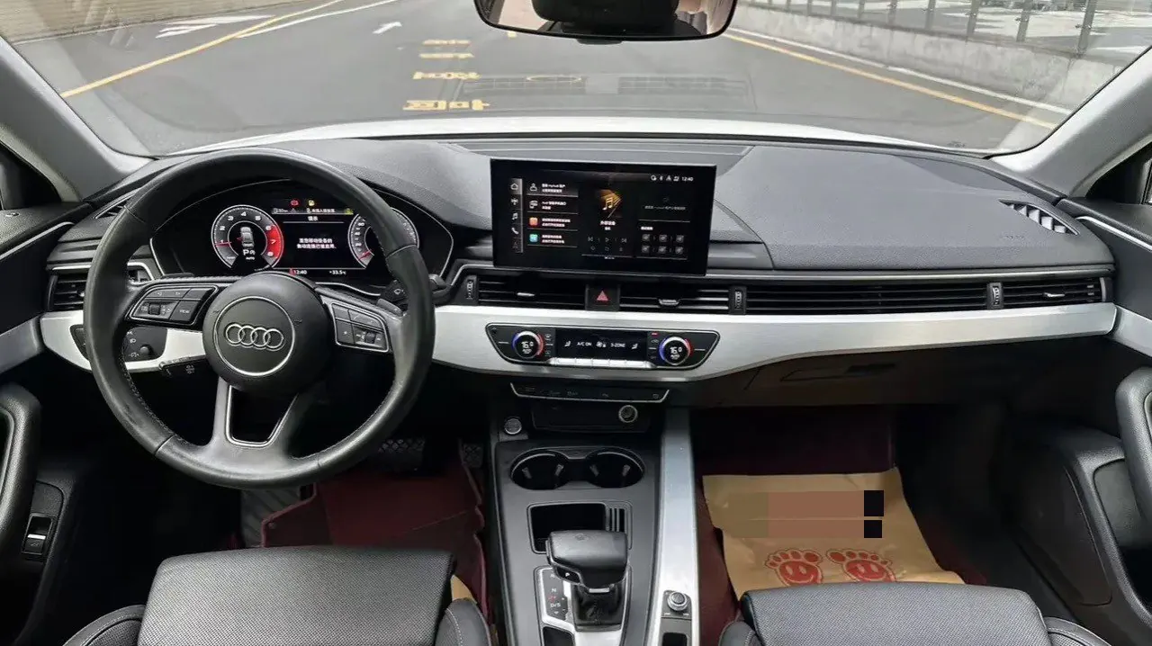 Audi 2020 A4L 2.0TFSI 40TFSI Fashion Dynamic Automatic 5