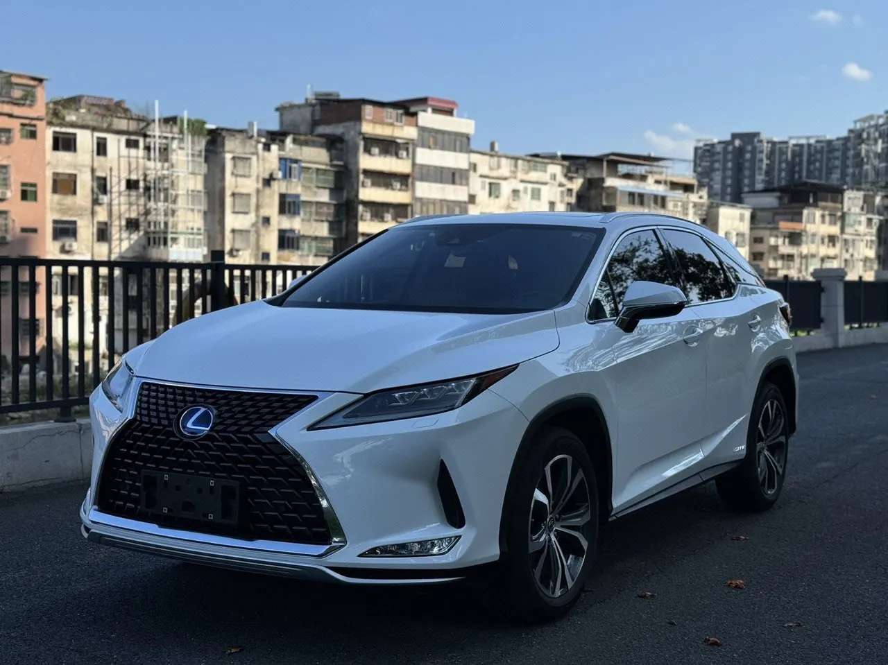 Открыть галерею: Lexus RX (Imported) 2020 RX450h 3.5 Stepless Four-wheel Drive Elegant Automatic Gear