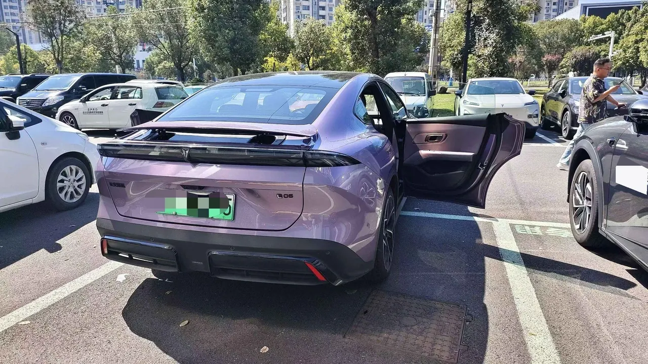 ChangAn Deepal 2026 L 06 560Ultra Laser Edition Automatic Gear 4