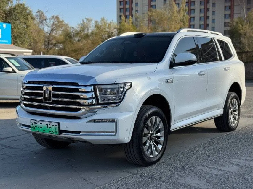 Open image lightbox: Tank 500 New Energy 2026 Model Tank 500 Hi4-T 2.0T Smart Enjoyment Version Automatic Transmission