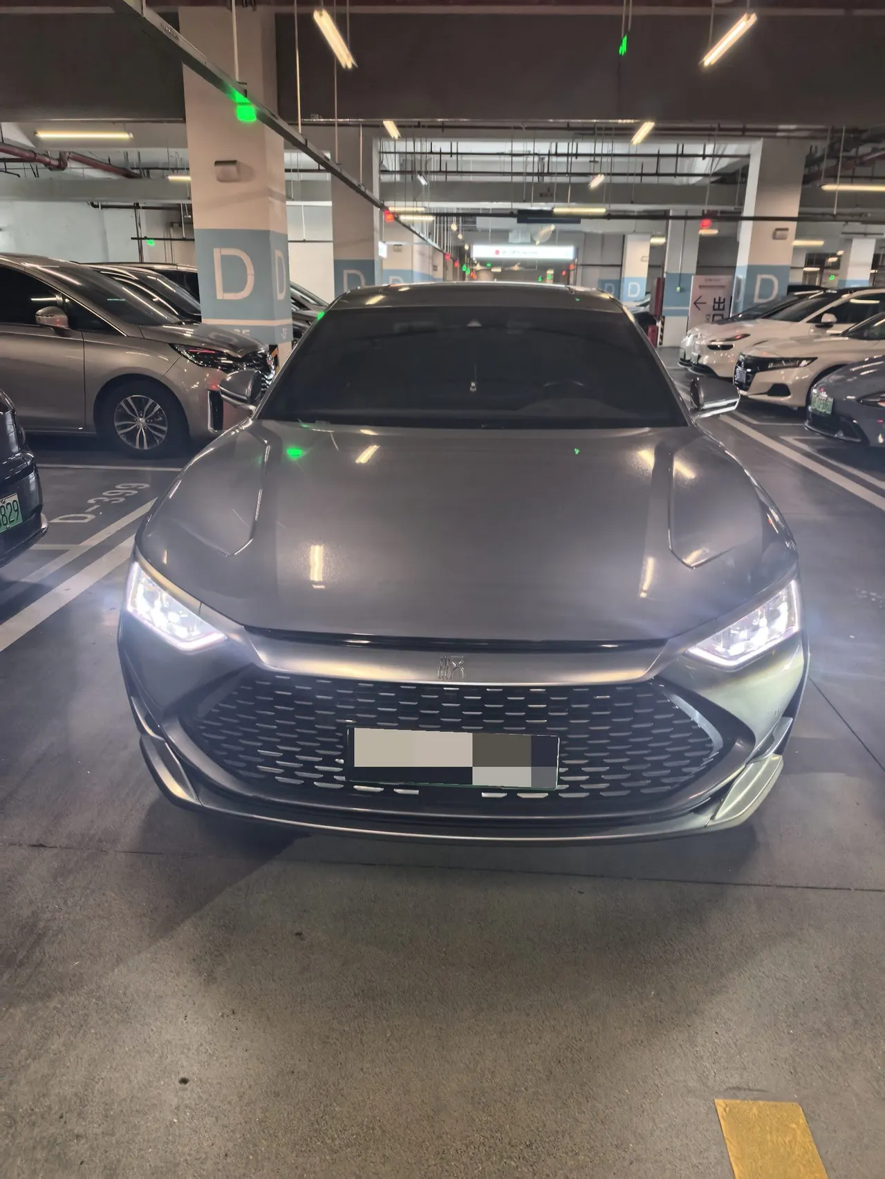 BYD 2020 Han DM 2.0T 4-wheel drive performance version noble automatic gear 2