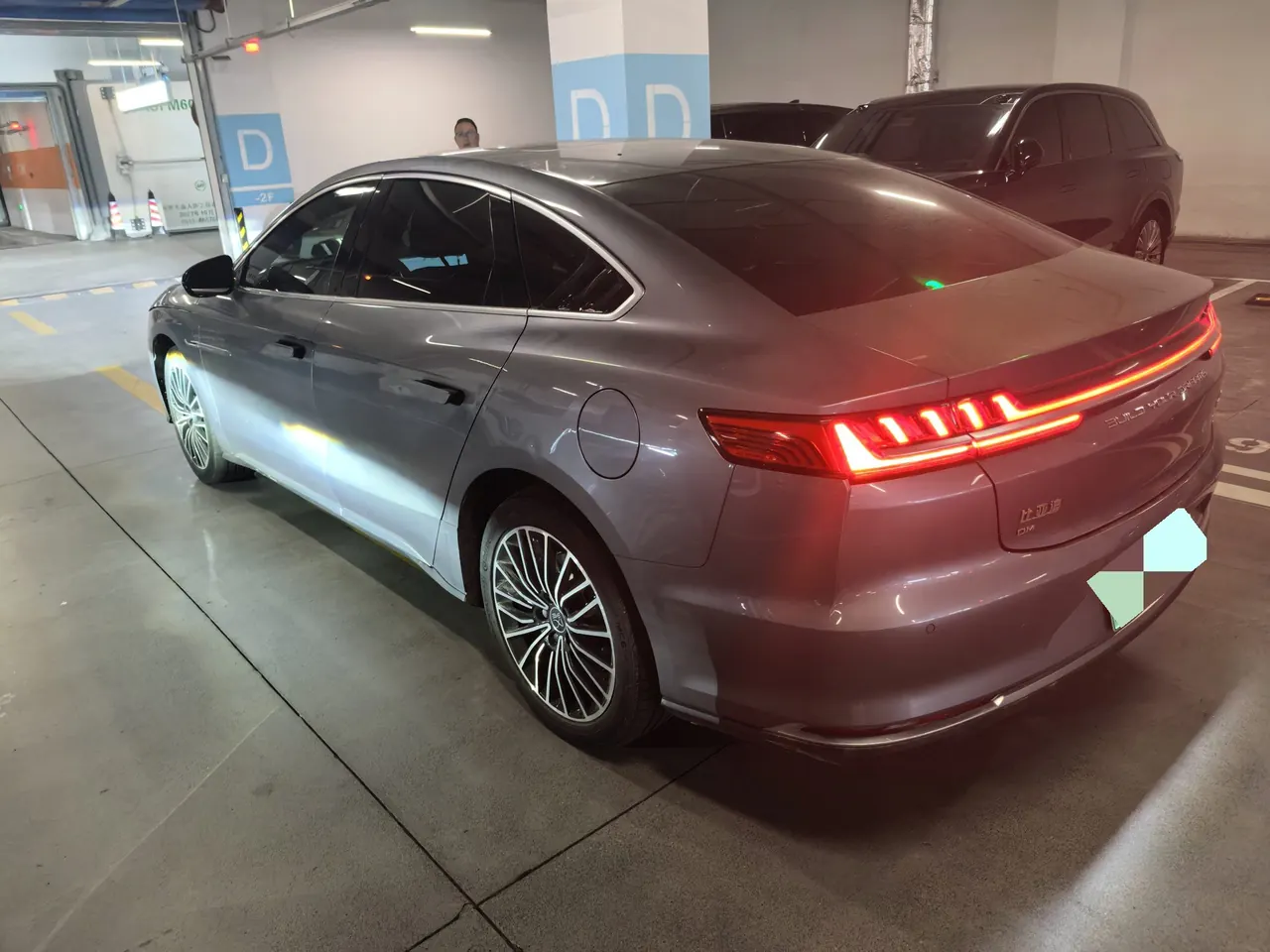BYD 2020 Han DM 2.0T 4-wheel drive performance version noble automatic gear 7