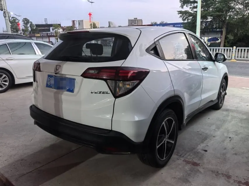 Honda 2020 Binzhi 1.5 stepless luxury automatic transmission 3