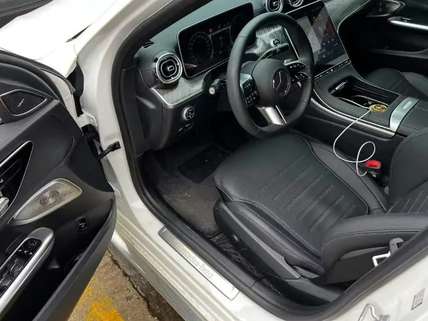Mercedes Benz Class C 2026 C 260 L 48V 2.0T Sports Edition Automatic Gear 5