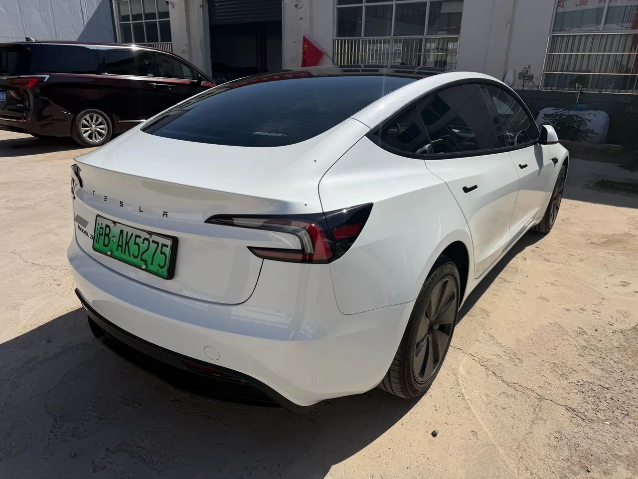 Tesla 2026 Model 3 rear-wheel drive version of automatic transmission 5