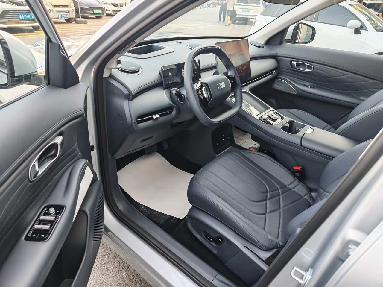Geely Galaxy 2026 Starship 7 EM-i 1.5 135km Starship Edition Automatic Gear 5