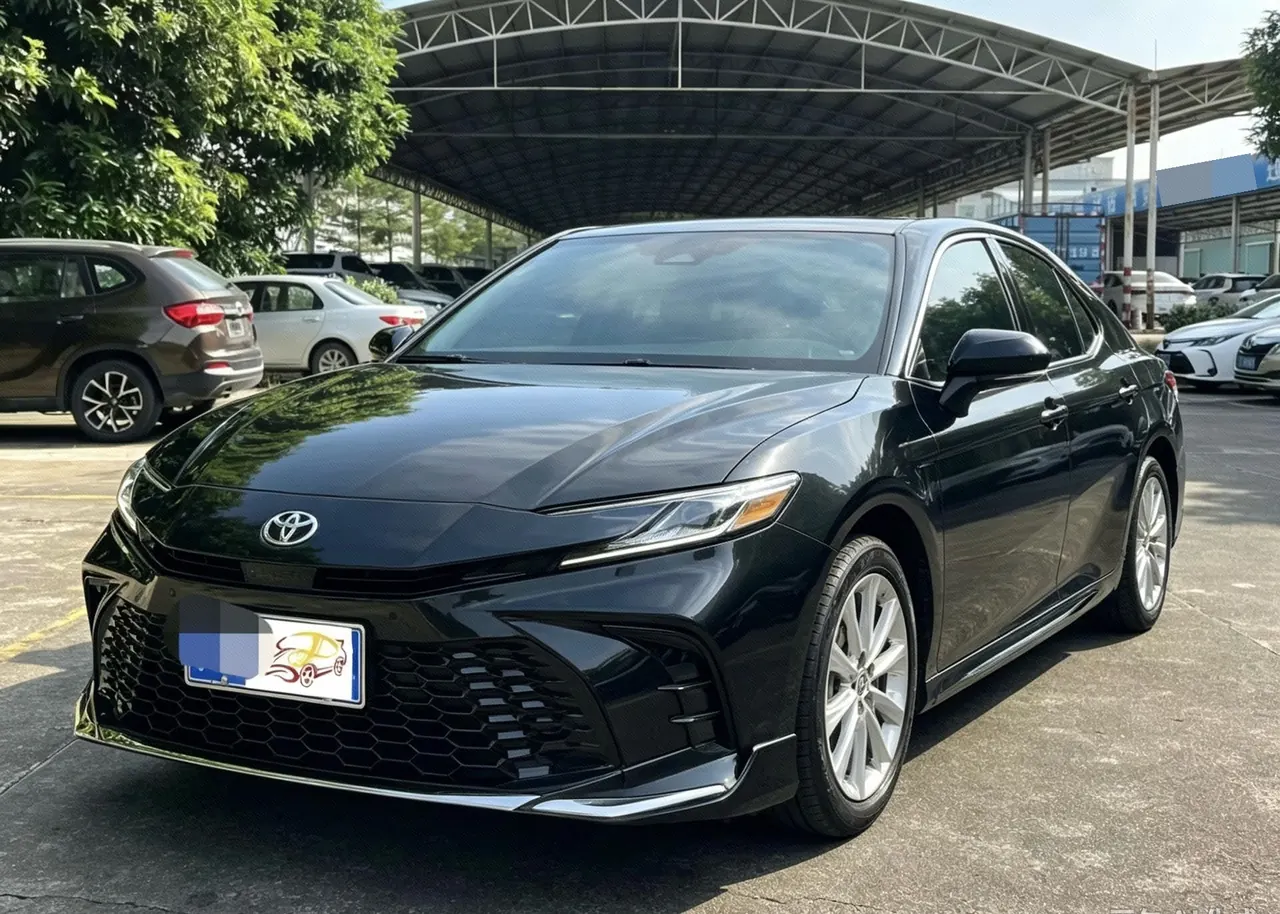 Open image lightbox: Toyota 2024 Camry Dual Engine 2.5HXS Stepless Sports Plus Edition Automatic Gear