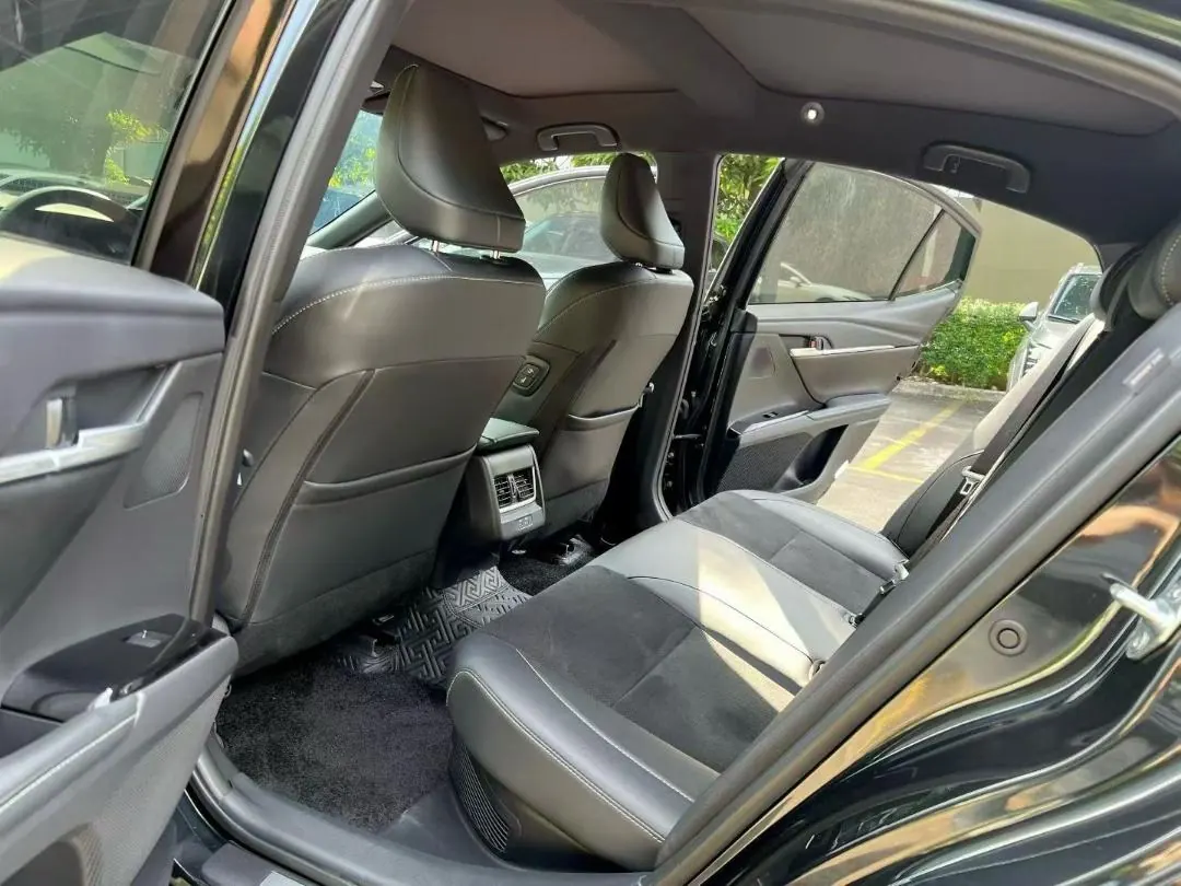 Toyota 2024 Camry Dual Engine 2.5HXS Stepless Sports Plus Edition Automatic Gear 4