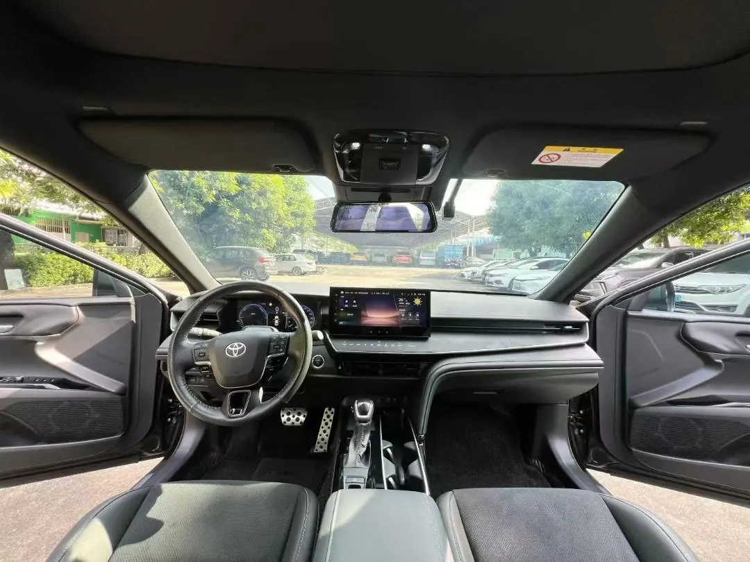 Toyota 2024 Camry Dual Engine 2.5HXS Stepless Sports Plus Edition Automatic Gear 5