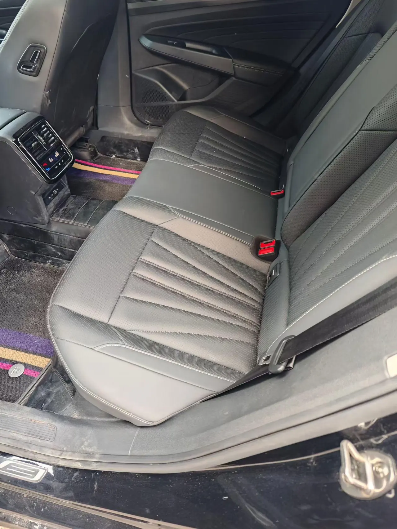 Volkswagen 2024 Passat 2.0TSI 380TSI Star Dragon Edition Automatic Gear 3