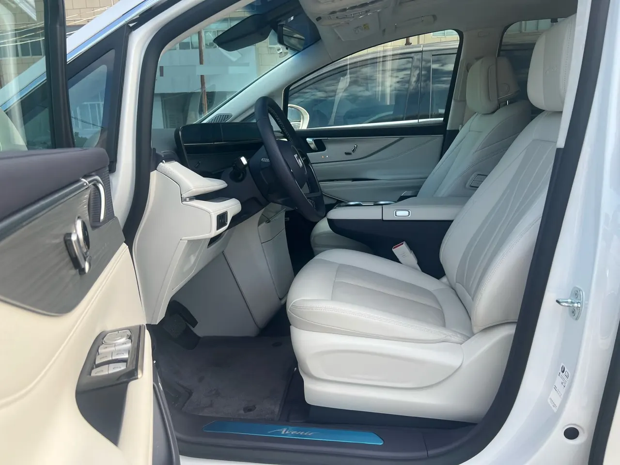Buick 2026 GL8 ES Lu Zun 48V 2.0T Luxury Edition Automatic Gear 8