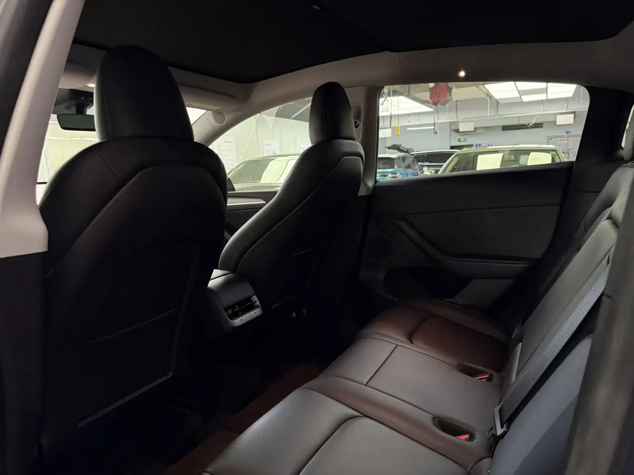 Tesla 2024 Model Y rear-wheel drive version automatic transmission 2