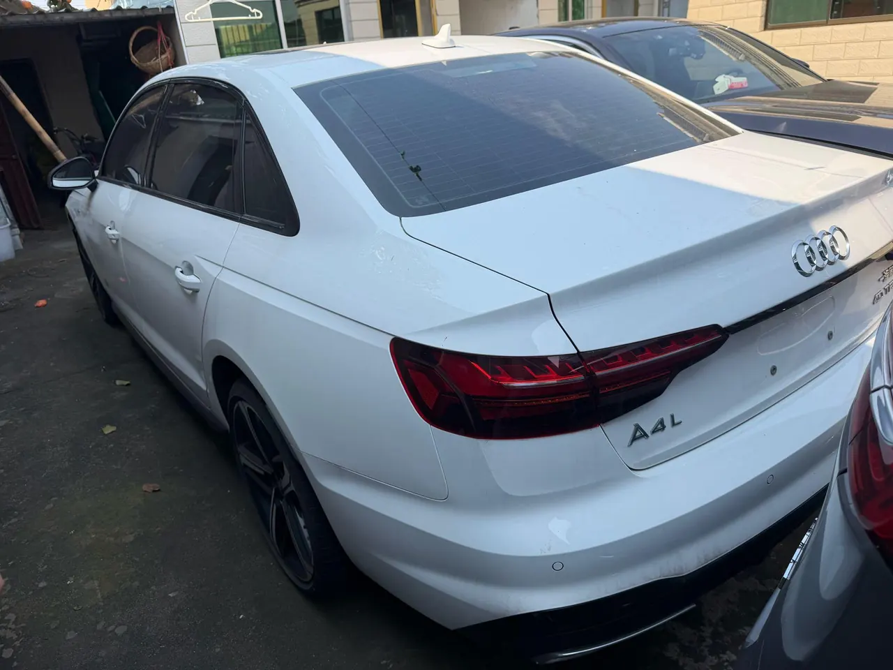 Audi 2024 A4L 2.0TFSI 40TFSI Deluxe Dynamic Automatic 2