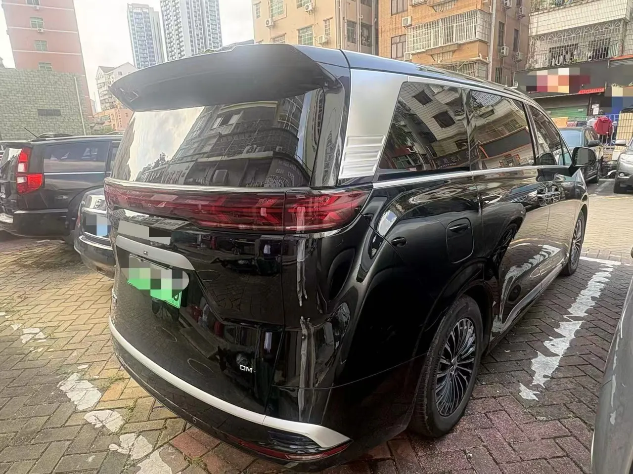 Denza 2024 Denza D9 DM-i 1.5T stepless 970 luxury automatic gear 9