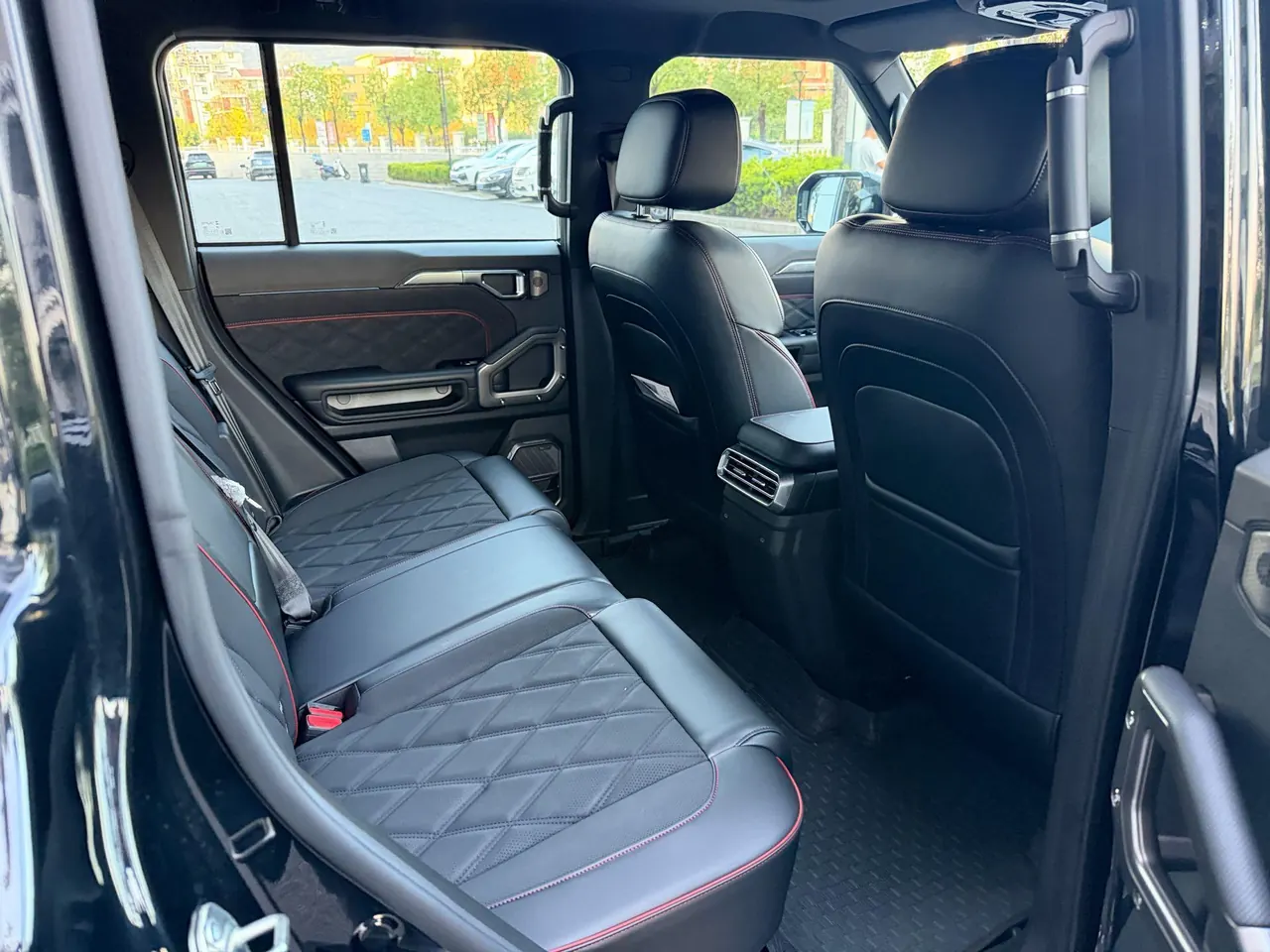Jetour 2026 Traveler 2.0TD XWD Conquer Automatic 9
