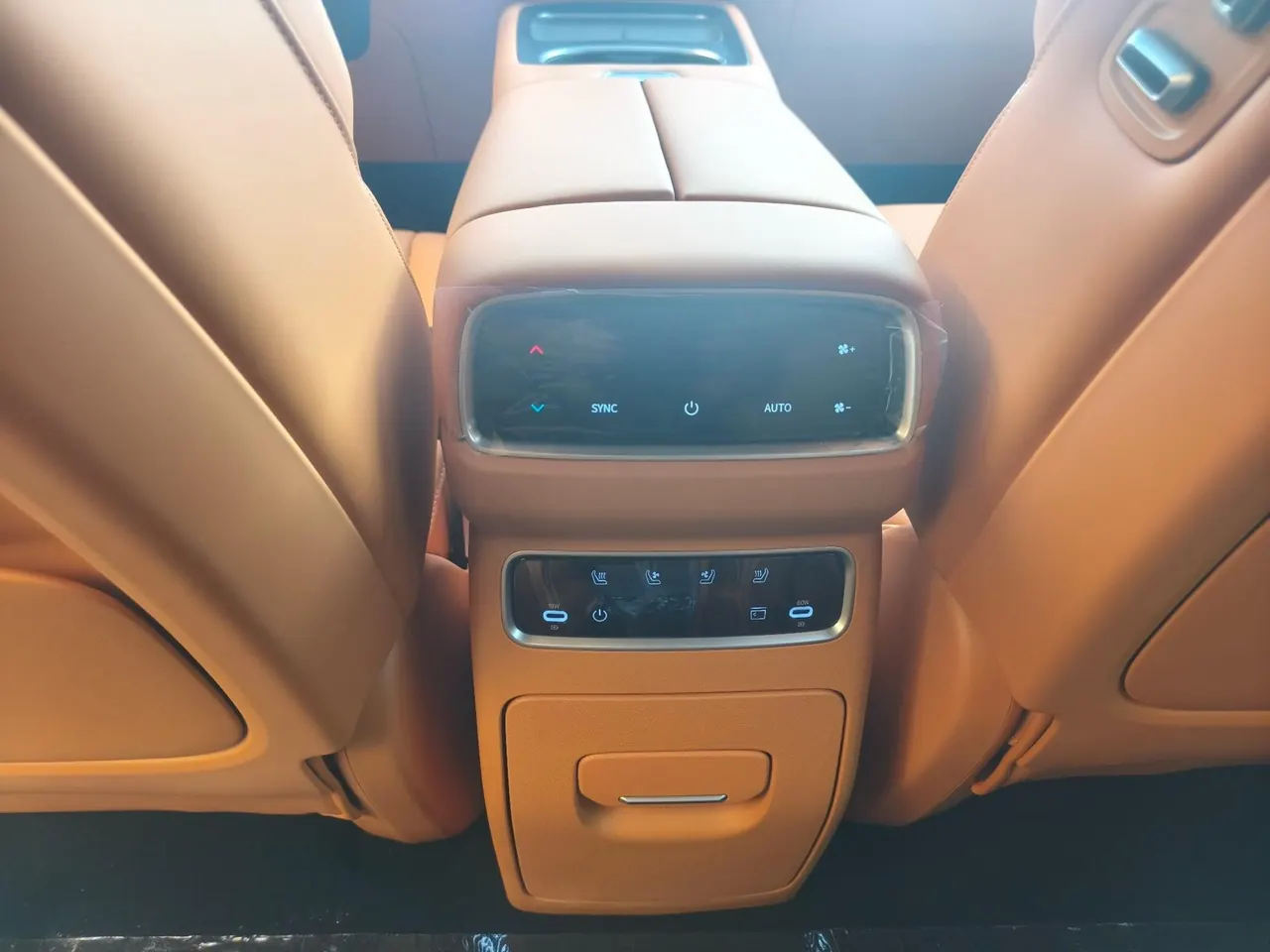 Yi Pai 2026 eπ 008 Pure Electric Home Edition 6-seat Automatic Gear 8