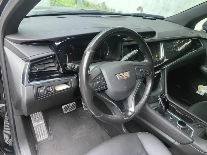 Cadillac 2022 XT6 48V 2.0T 7-seat four-wheel drive luxury standard automatic gear 5