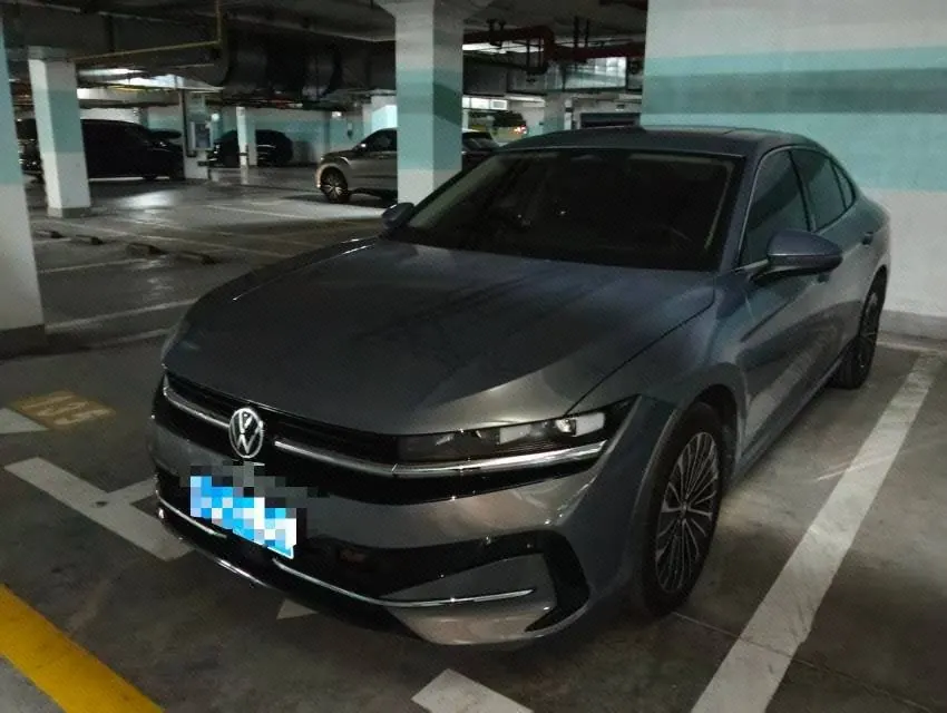Open image lightbox: Volkswagen 2024 Magotan 2.0TSI 380TSI Premium Edition Da Mai Bag Automatic Gear