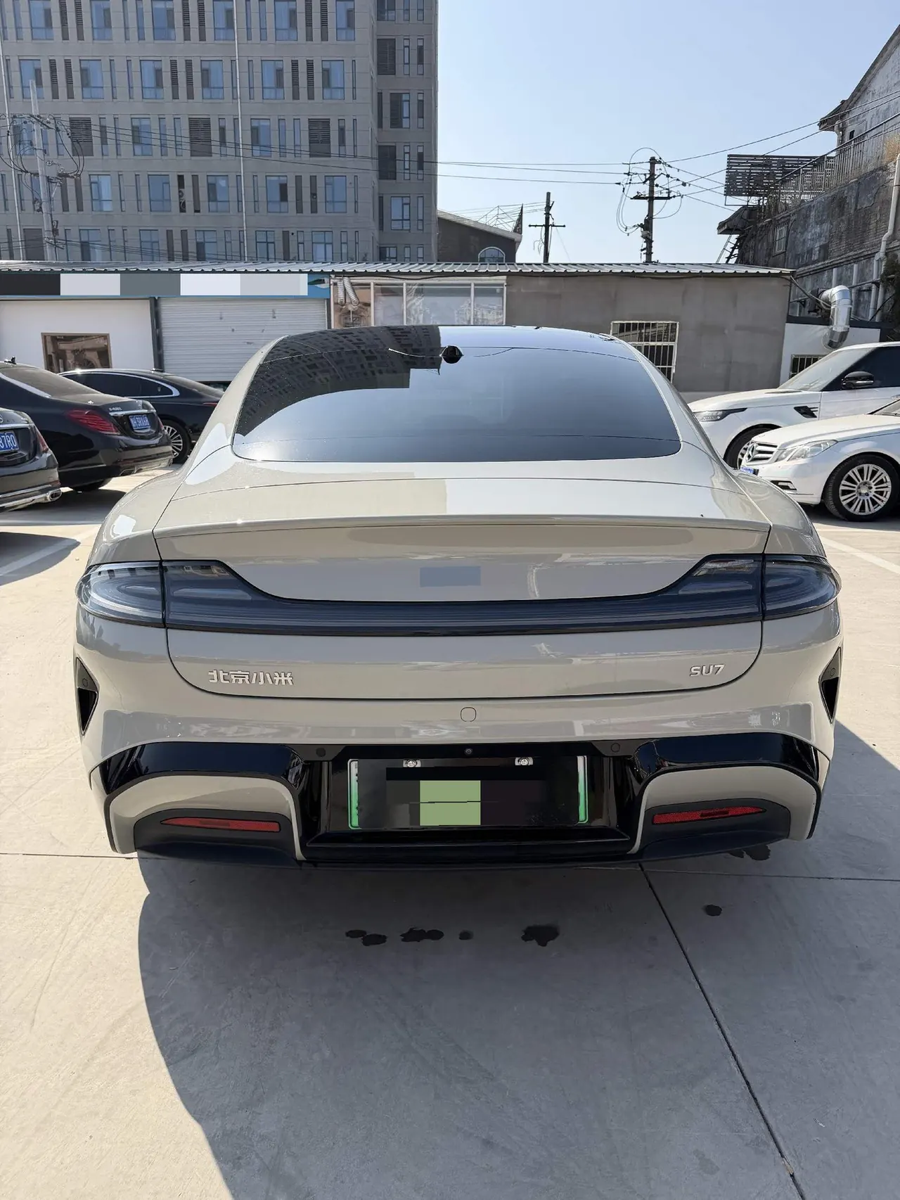 MI 2024 SU 7 700km Rear Drive Standard Founding Edition Automatic Gear 8