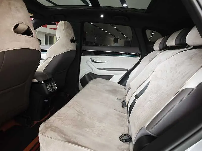 BYD Song PLUS New Energy 2025 Song PLUS DM-i 1.5 Stepless Smart Driving Edition 112KM Honorable Automatic Gear 7