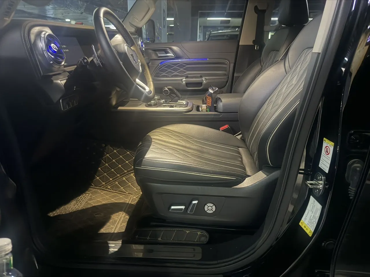 Tank 2023 Tank 300 2.0T Off-Road Challenger Automatic Gear 7