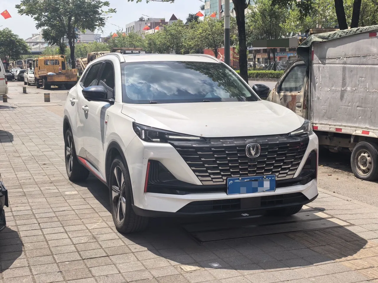 ChangAn 2022 CS55 PLUS 1.5T Honorable Automatic Gear 2