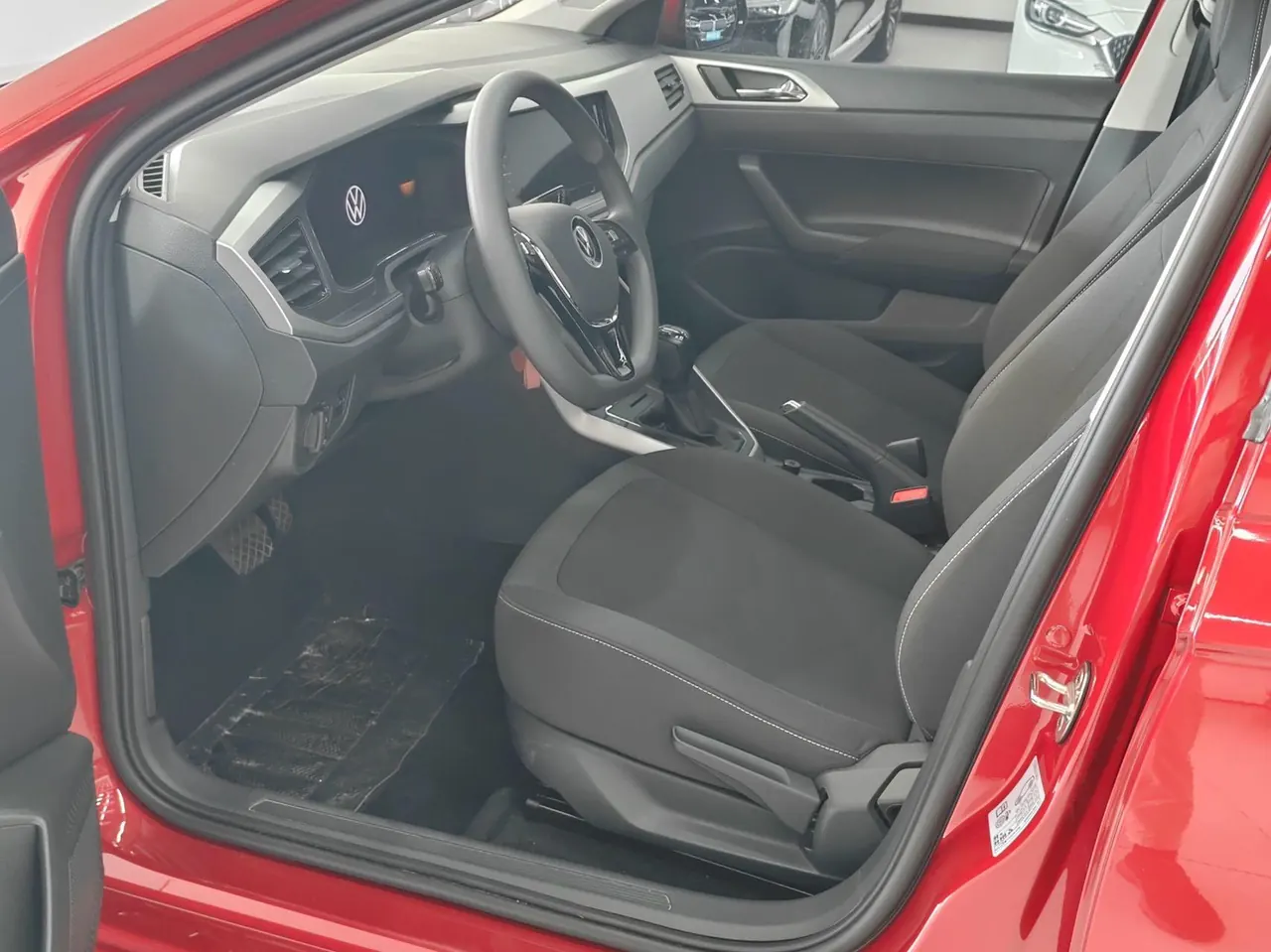 Volkswagen 2023 POLO Plus 1.5 Panoramic Music Edition Automatic Gear 4