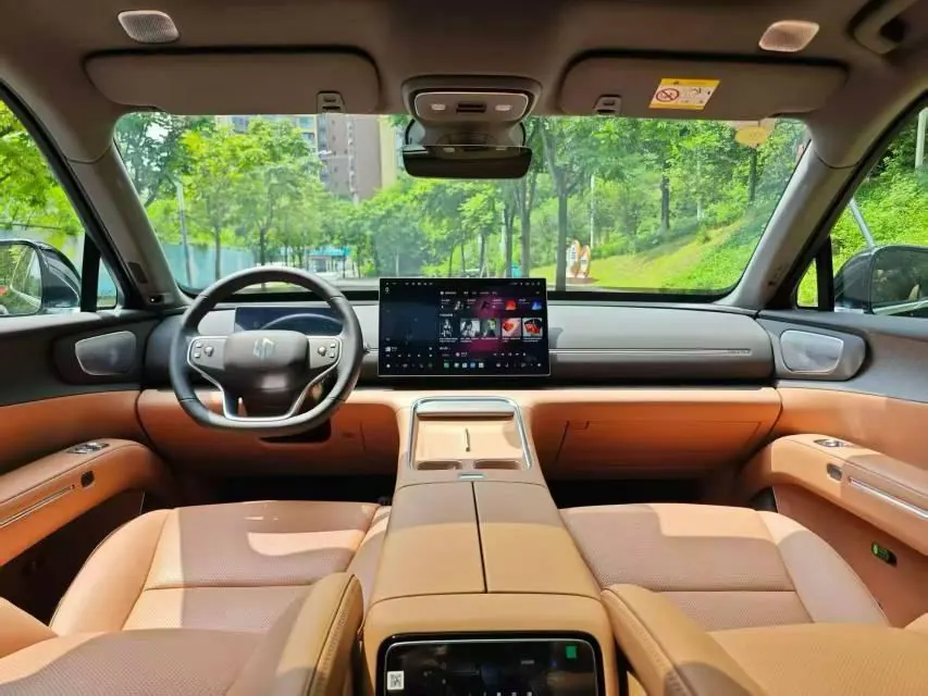 Leapmotor 2026 D 19 720 Zhizun Edition 6-seat Automatic Gear 3