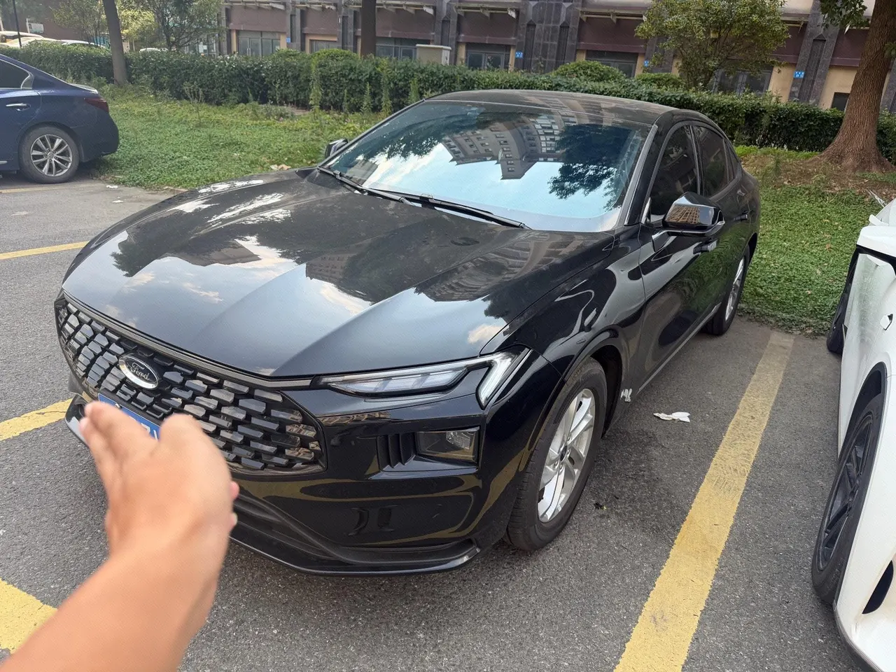 Open image lightbox: Ford 2025 Mondeo 1.5T EcoBoost Shuya Automatic Gear