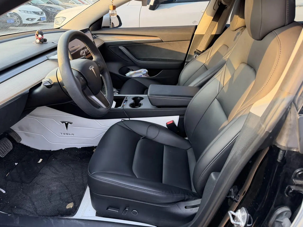 Tesla 2023 Model 3 Rejuvenation Edition Rear Wheel Drive Automatic Transmission 7