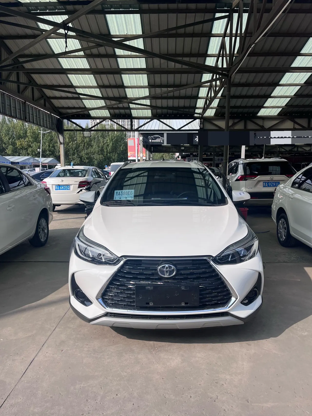 Toyota yaris 2022 YARiS L Zhixuan X 1.5 Stepless Leading PLUS Edition Automatic Gear 2