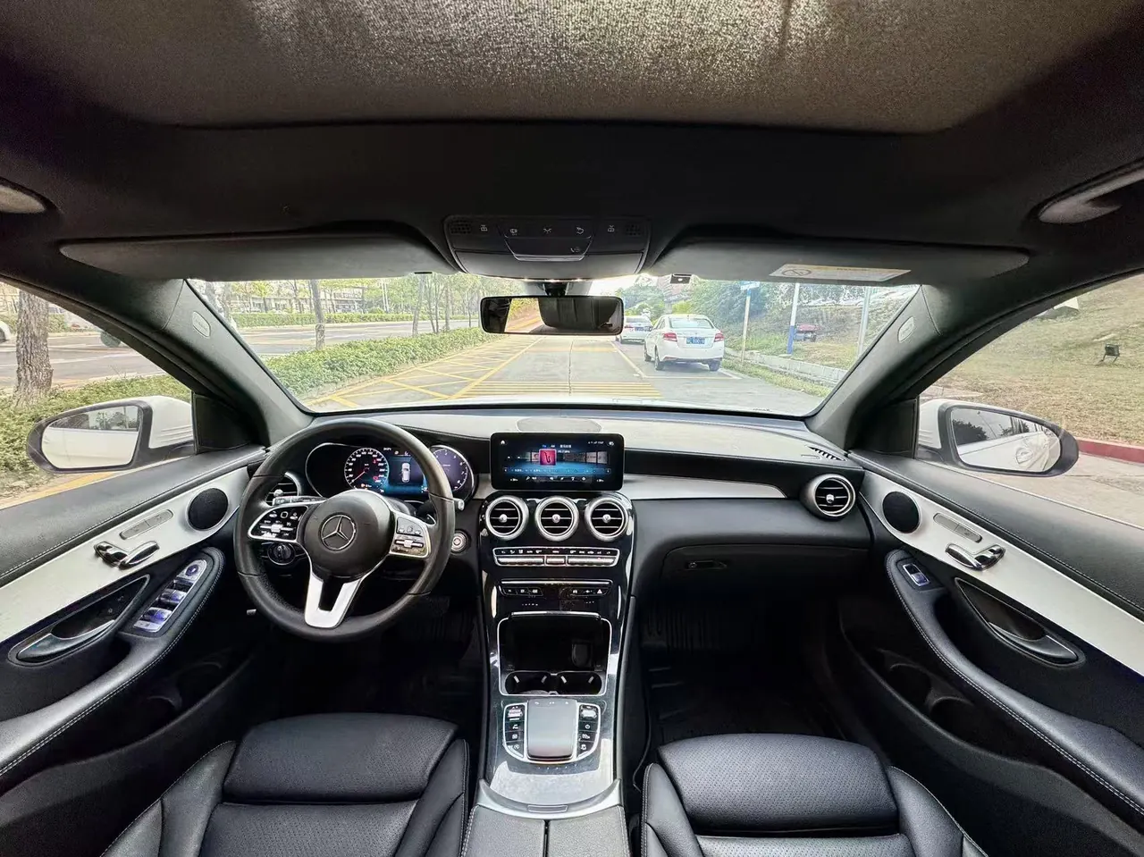 Mercedes Benz 2022 GLC 260 L 4MATIC 2.0T Dynamic (Modified 3) Automatic 6