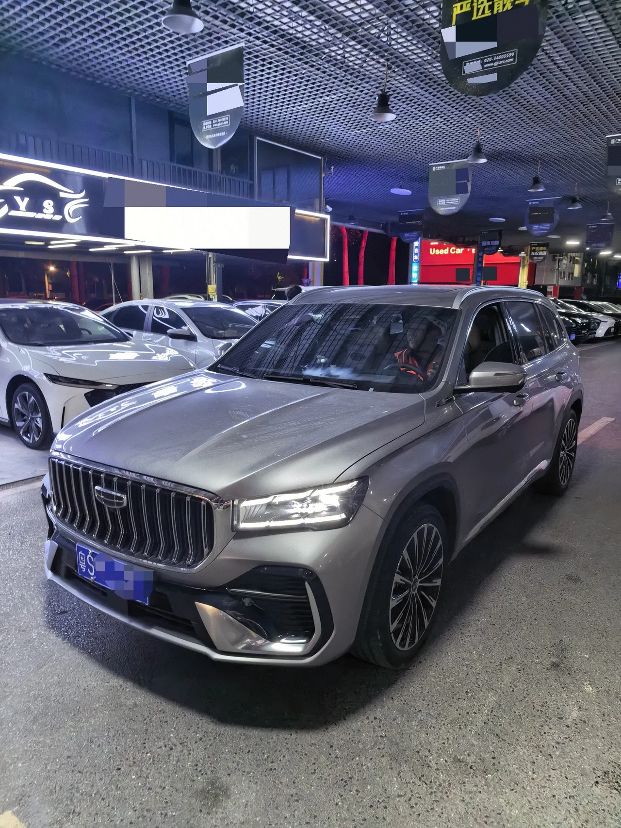 Открыть галерею: Geely 2026 XingyueL (Monjaro) 2.0TD Oriental Obsidian Edition Automatic Gear