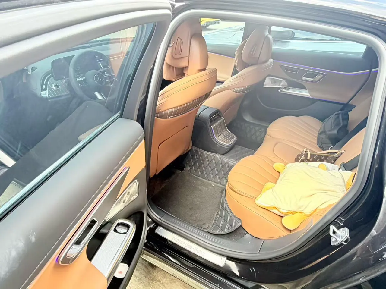 Mercedes Benz E Class 2026 E 300 L 48V 2.0T Fashion Sports Automatic 4