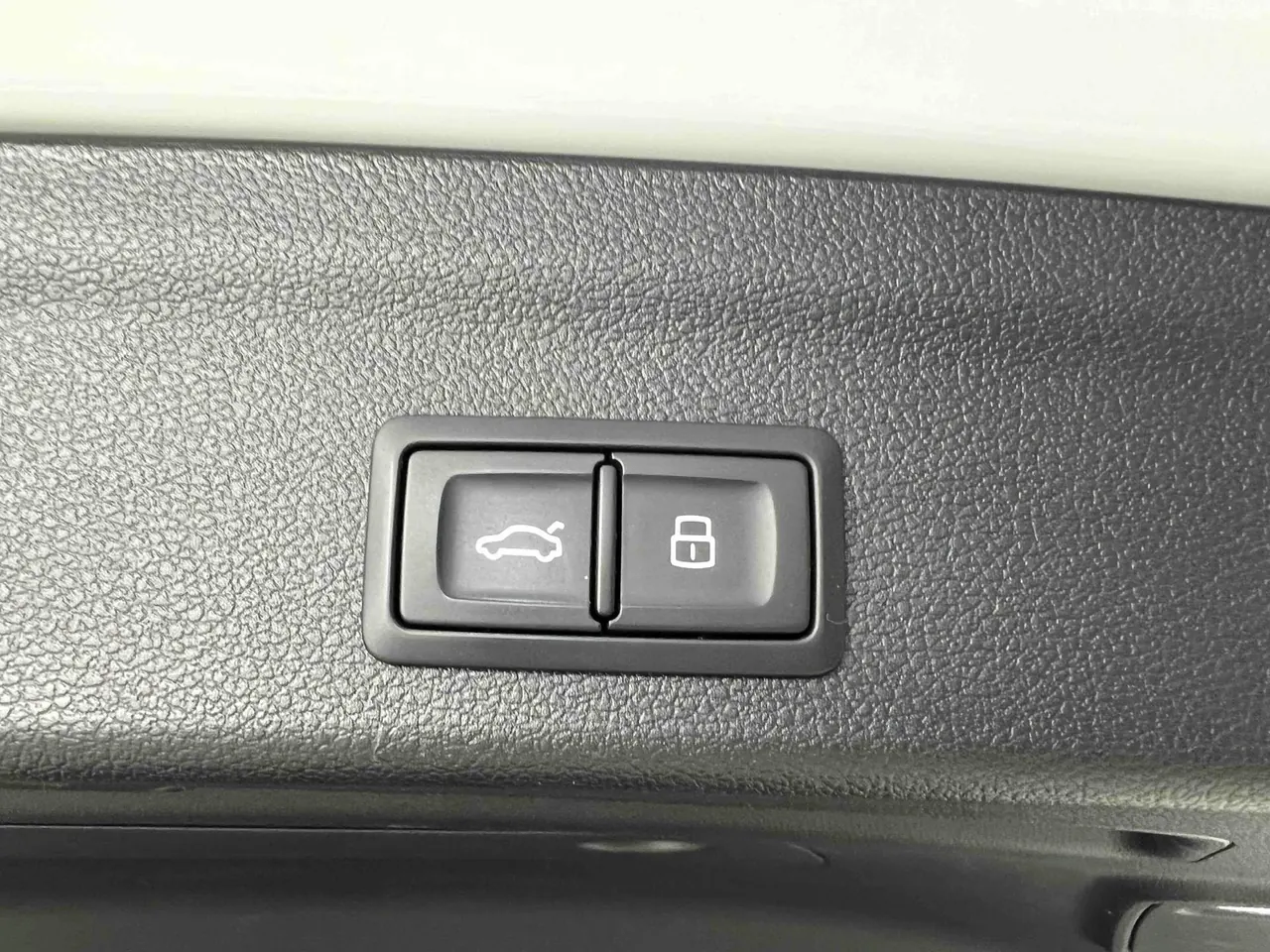 Audi 2022 Q3 1.4TFSI 35TFSI Fashion Dynamic Automatic 8
