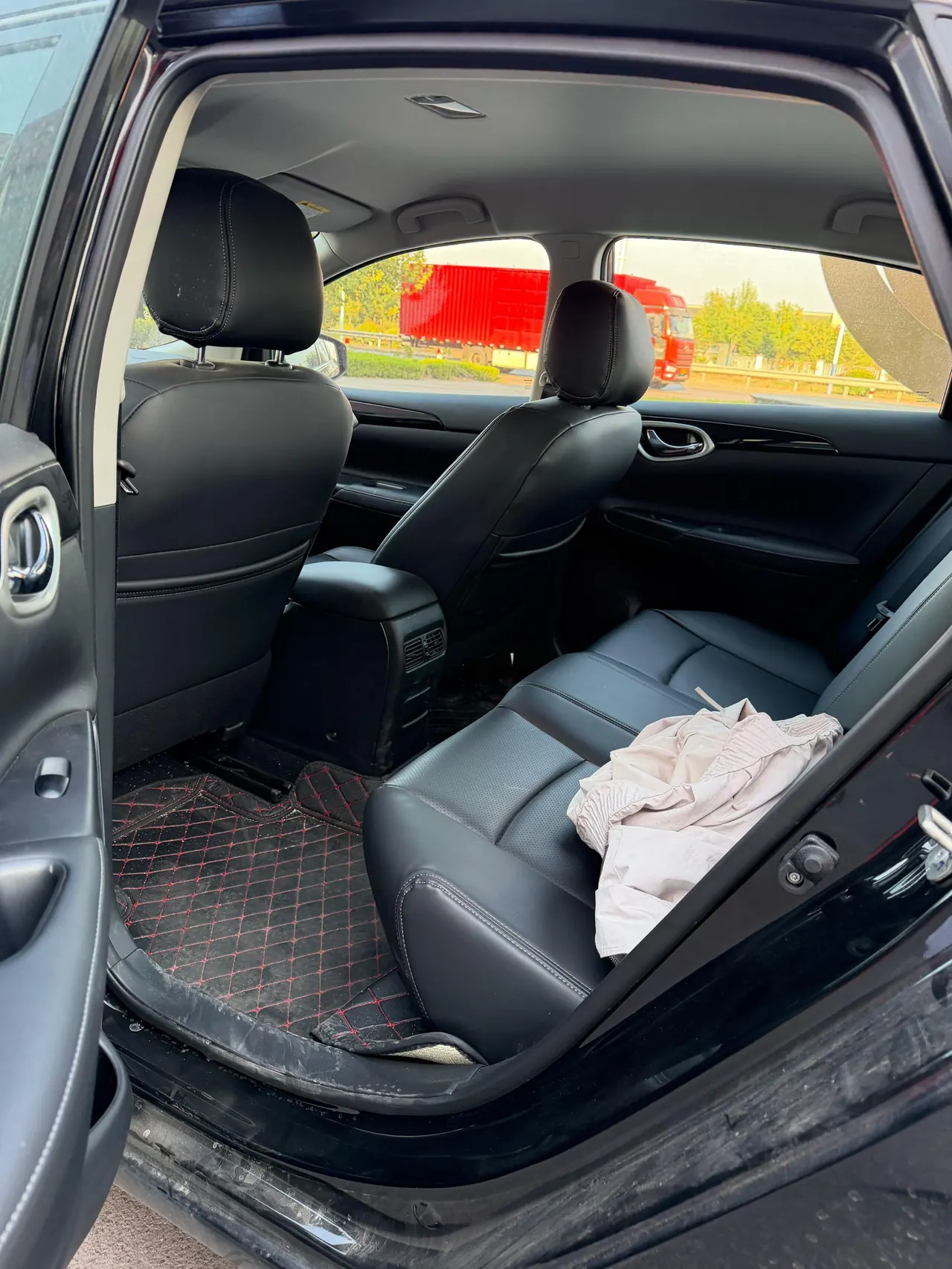 Nissan 2026 Sylphy Classic 1.6 Stepless Peace of Mind Edition Automatic Gear 4
