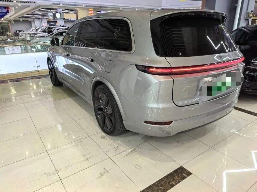 Li 2022 L9 1.5T Max Edition Automatic Gear 7