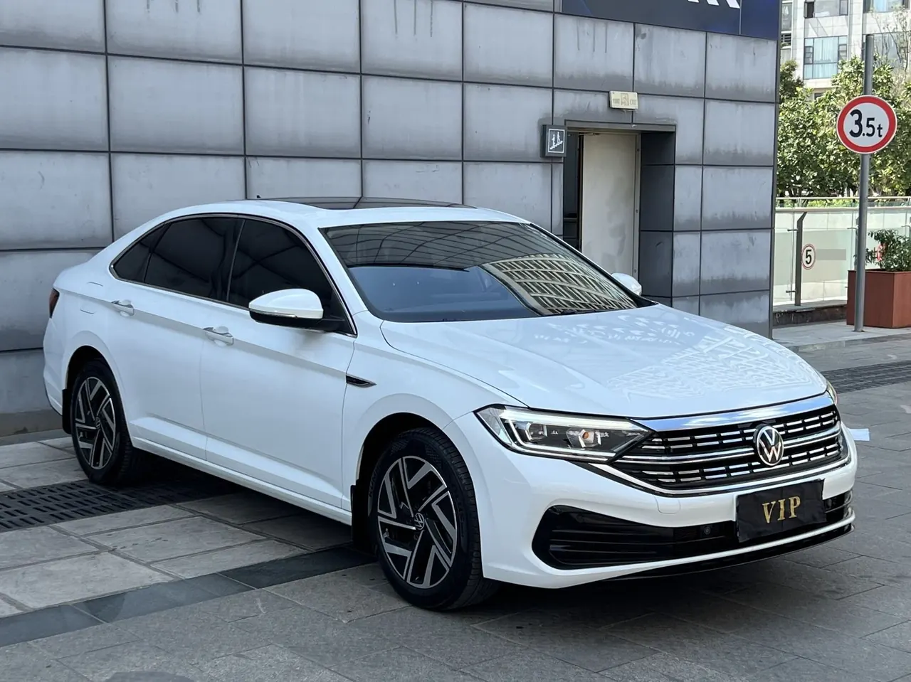 Volkswagen 2025 Sagittarius 1.5TSI 300TSI Exceed Edition (Modified) Automatic Gear 3