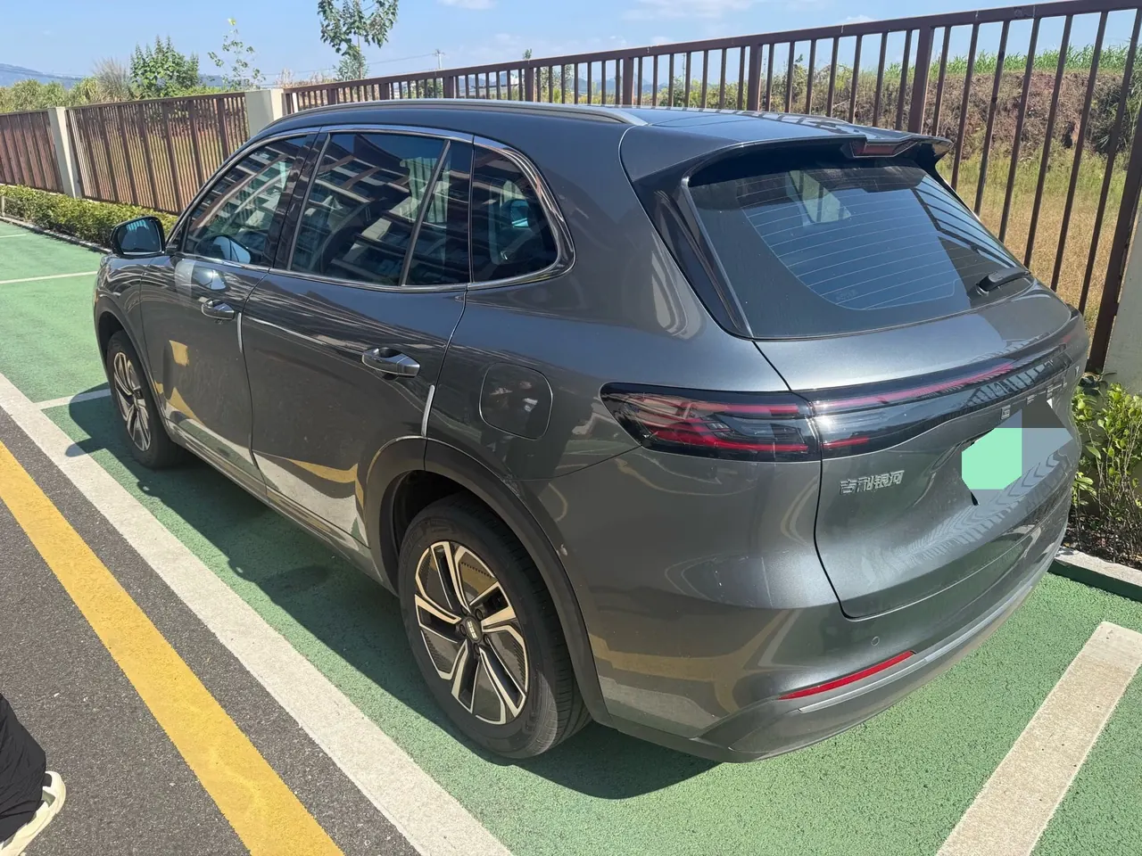 Geely Galaxy 2025 Starship 7 EM-i 1.5 120km Sailing Edition Automatic Gear 4