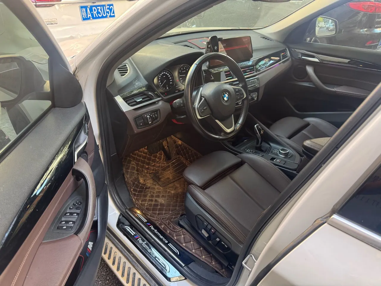 BMW 2020 X1 sDrive25Li 2.0T Leading Automatic Gear 4