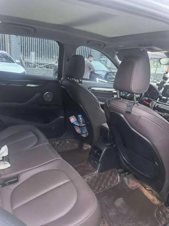 BMW 2022 X1 sDrive20Li 1.5T exclusive automatic gear 5