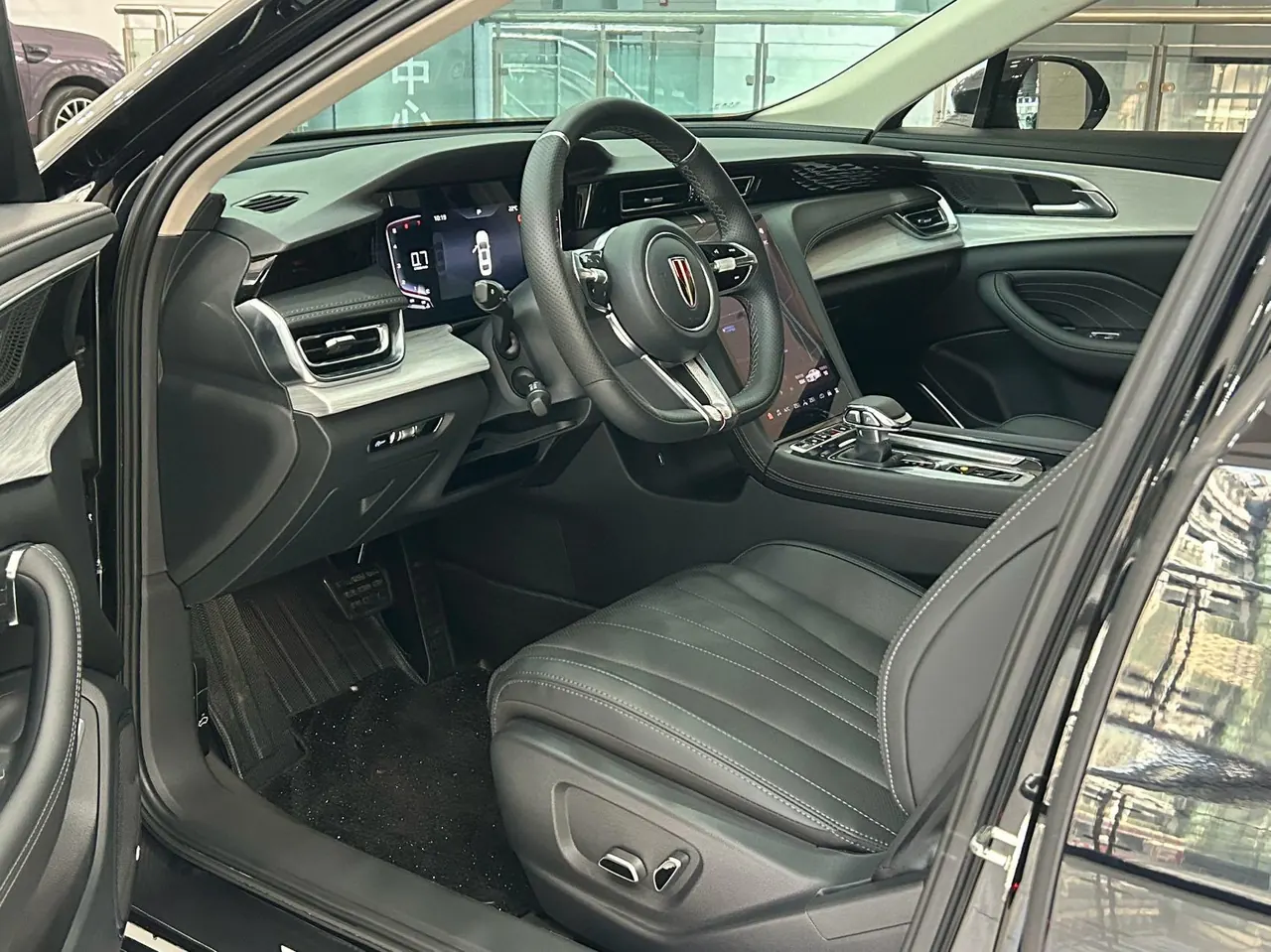 HongQi 2025 H5 1.5T Xuan Ying Edition Automatic Gear 8