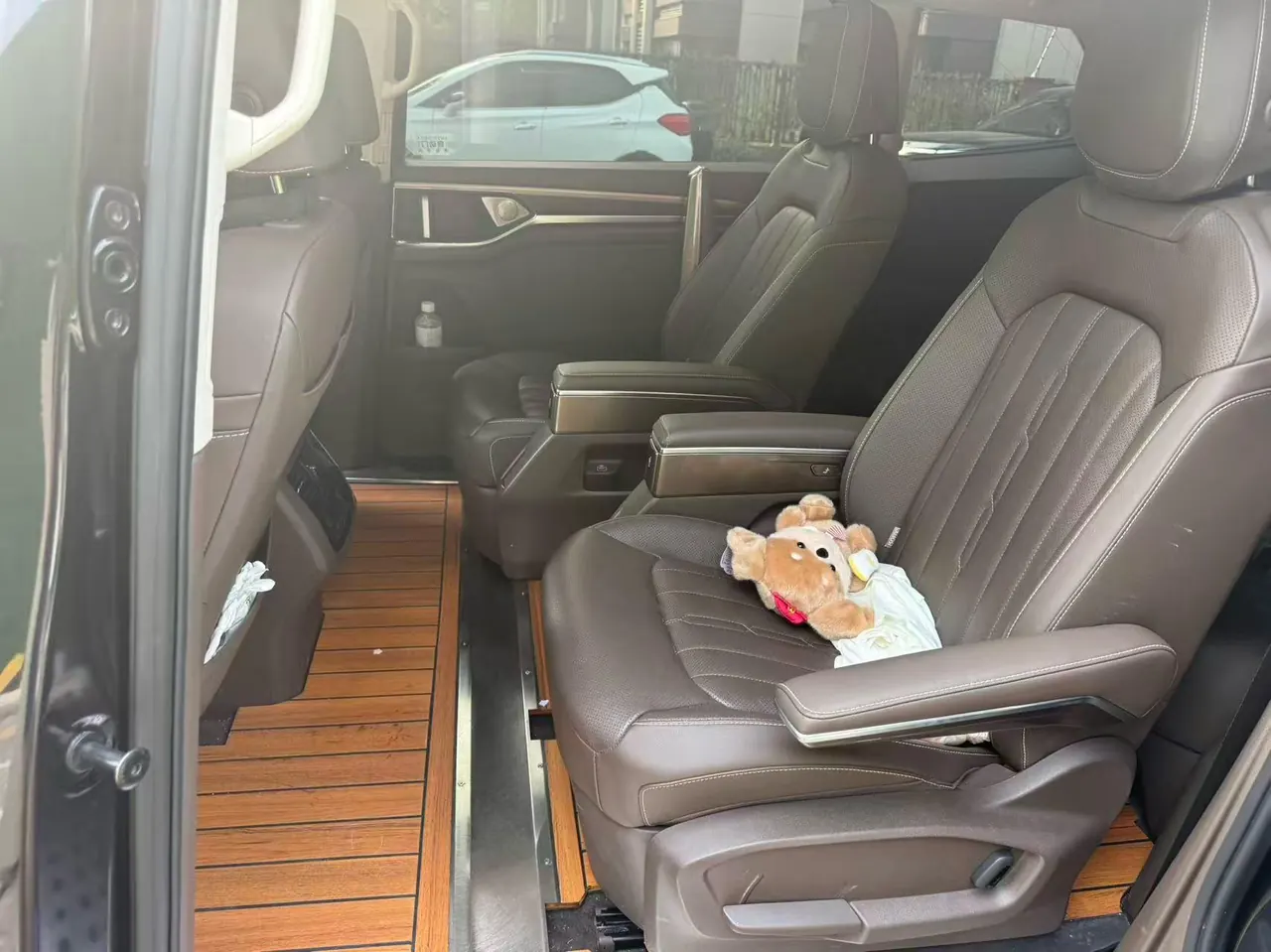 Volkswagen 2020 models of Viran (Viloran) 2.0TSI 330TSI Deluxe Edition Automatic Gear 5