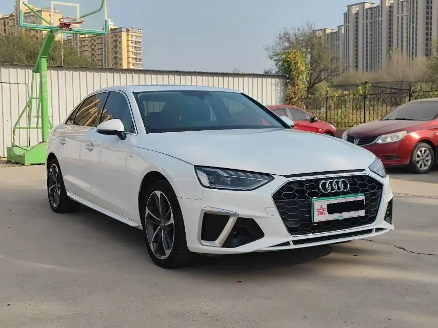 Audi 2020 A4L 2.0TFSI 40TFSI Fashion Dynamic Automatic 3
