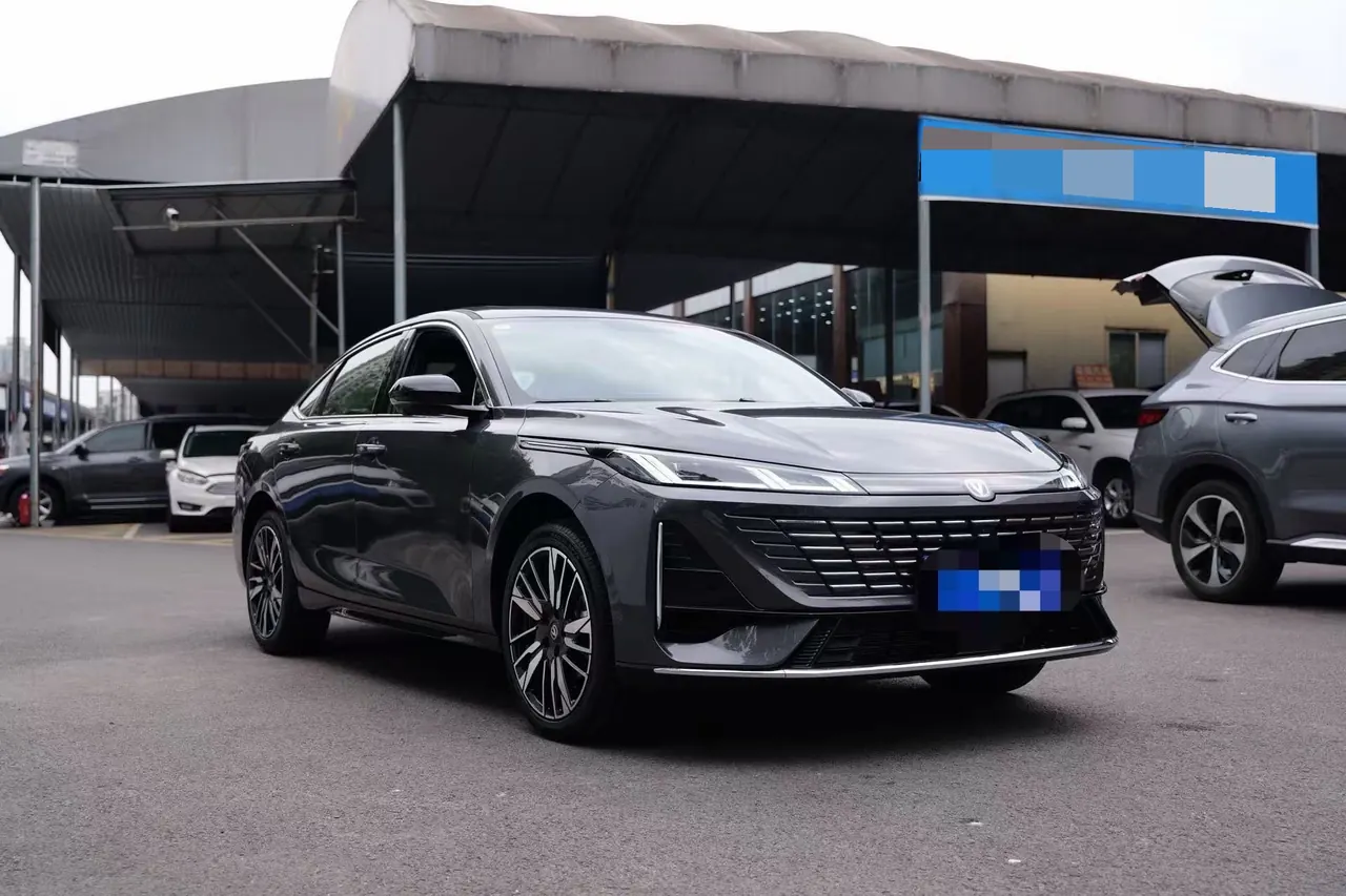 ChangAn 2026 Yidong HEV 1.5 Blue Whale Super Qing Zhixiang Automatic Gear 3